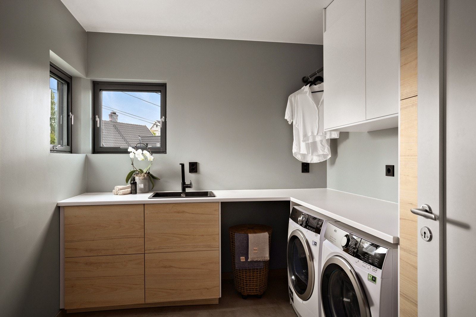 Godt utstyrt vaskerom ved hallen. Skittentøysjakt fra 2.etasje Galleribilde