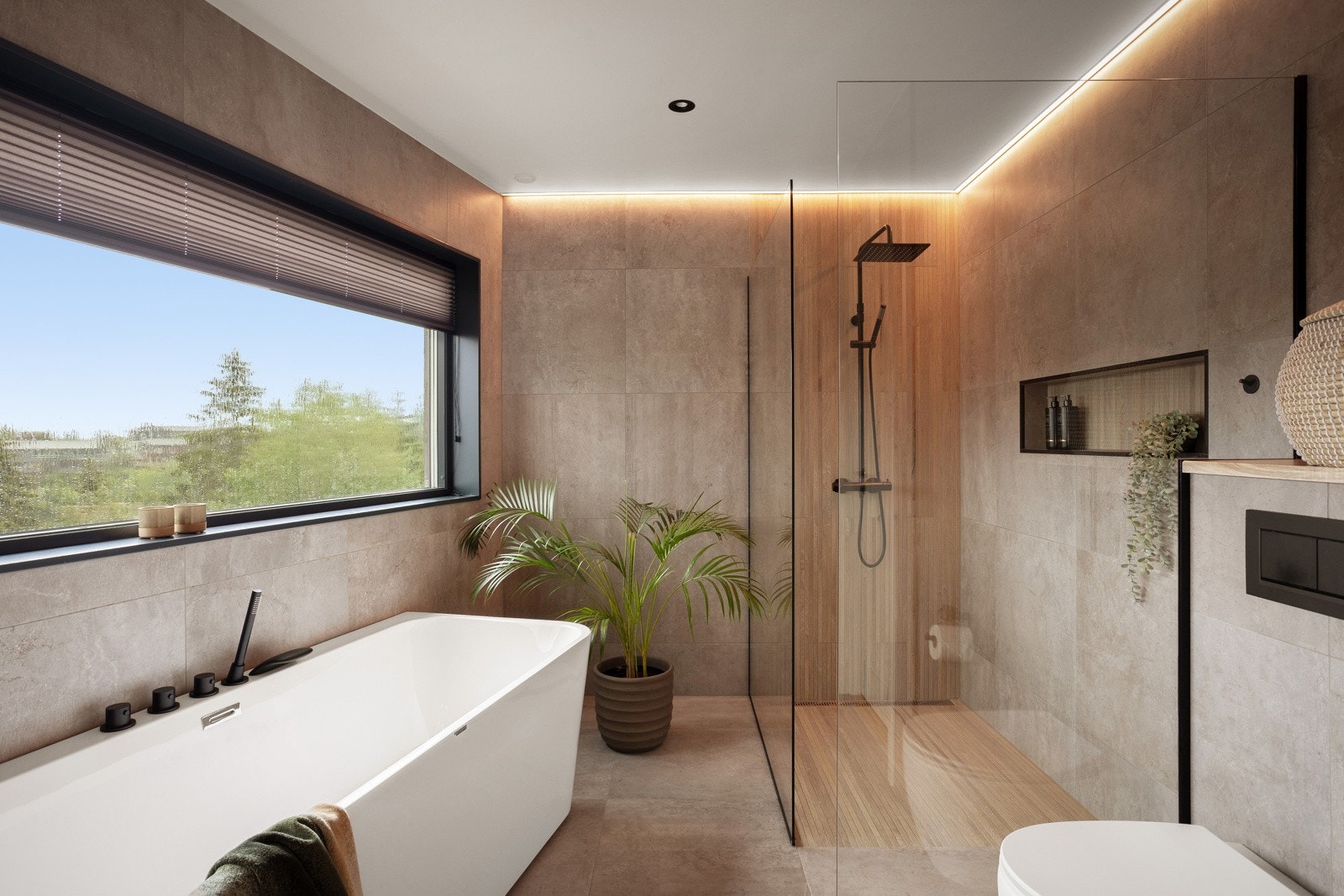 Baderommet kan by på førsteklasses design kombinert med smarte løsninger. Galleribilde