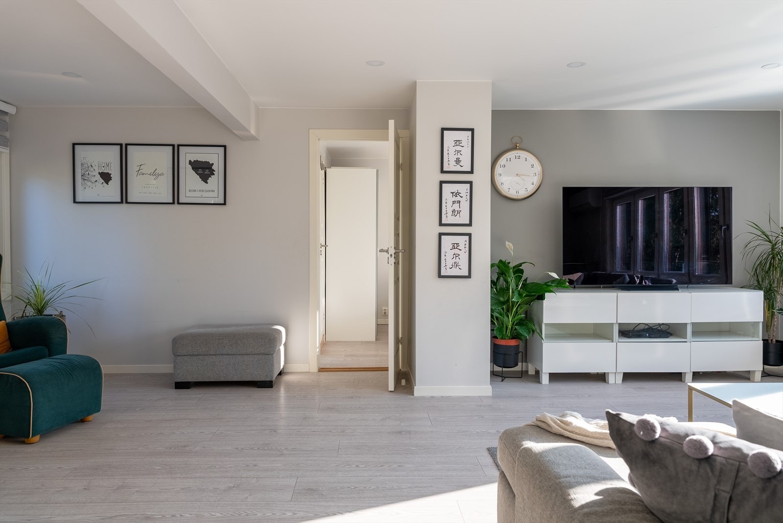 Fra stuen tar du deg videre til hovedsoverommet. Galleribilde