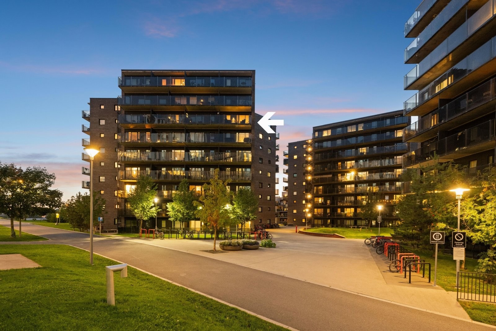 Boligsameiet Fornebuporten 1 - leiligheten ligger fint til på enden i 7. etg Galleribilde