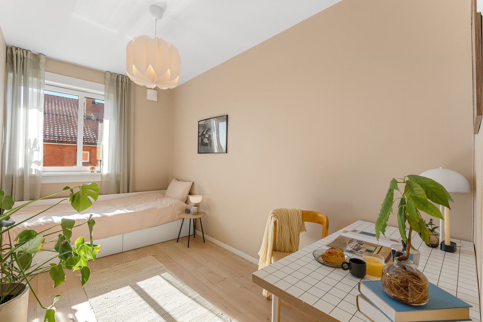 Soverom 2 er også av fin størrelse Galleribilde