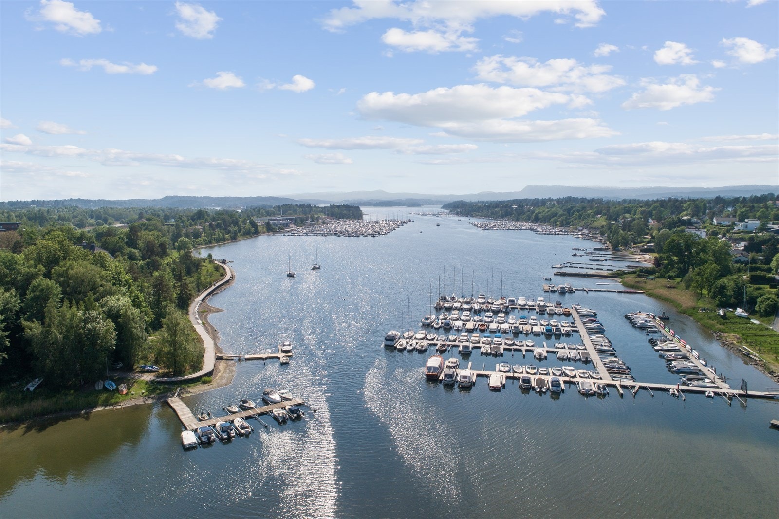 Kysstien til Oksenøya marina er kun få min unna. Et eldorado for båtfolket. Galleribilde