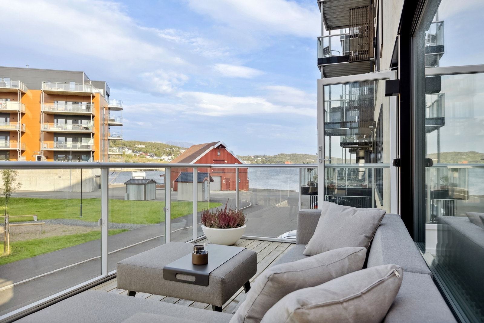 Utsikt mot Trondenes. Galleribilde