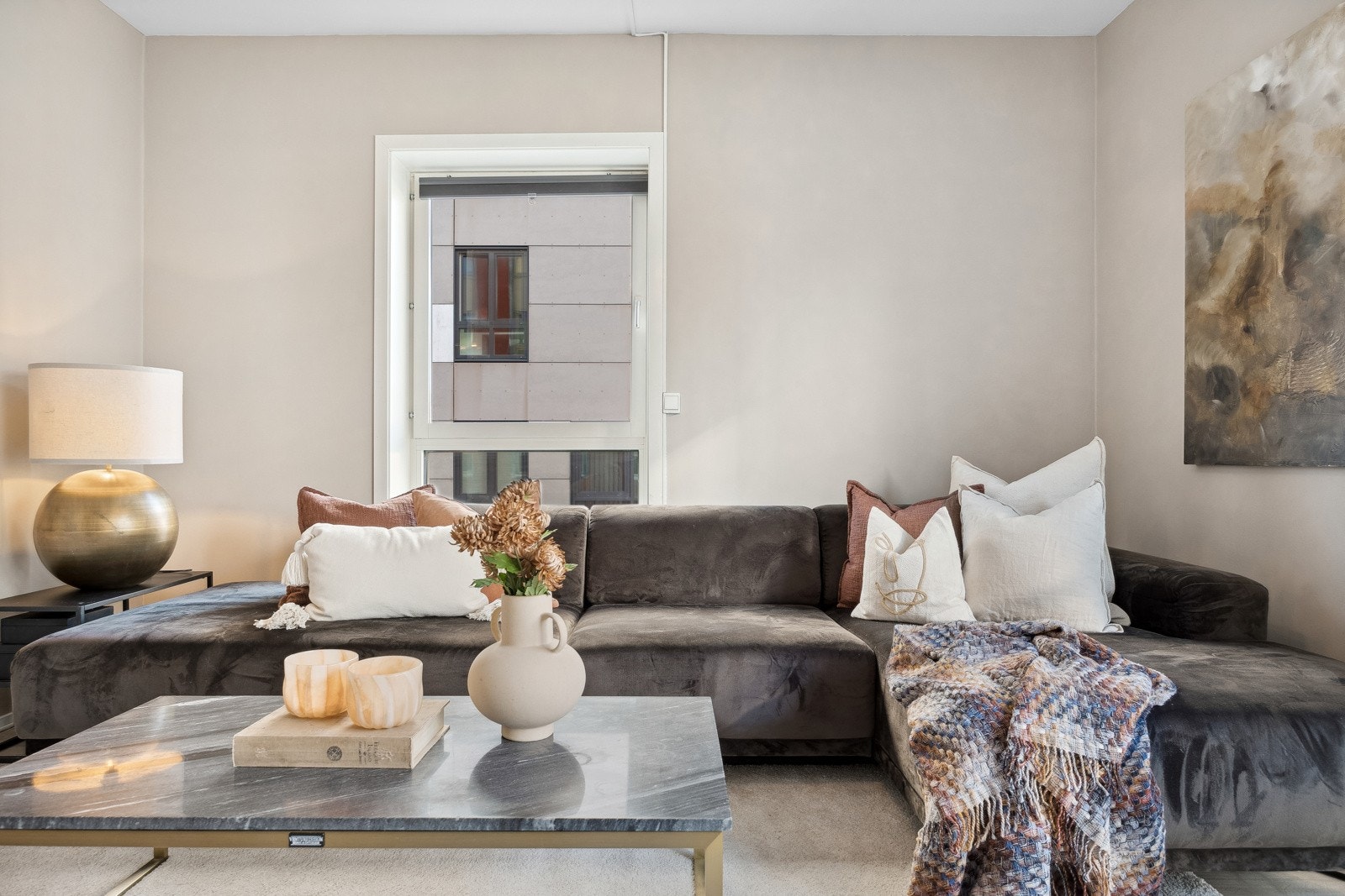 Denne flotte boligen byr på en sjelden mulighet ved mulighet for hybelleilighet. Galleribilde