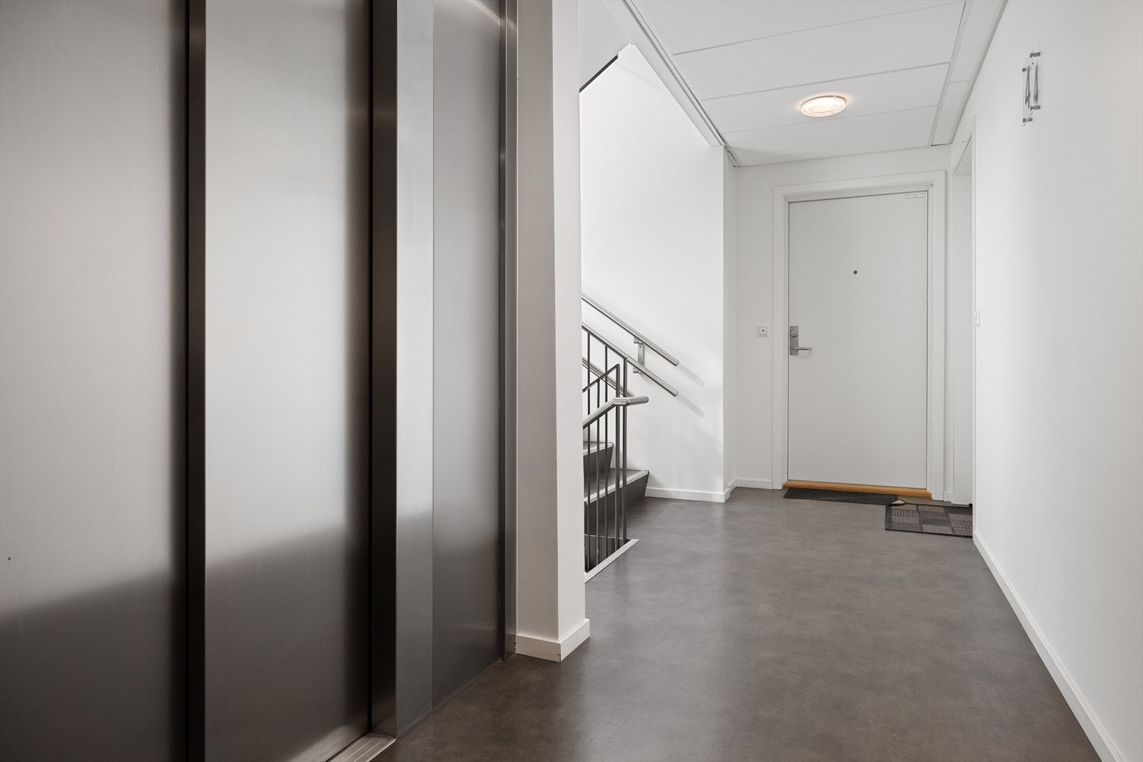 Det er heis i bygget. Galleribilde