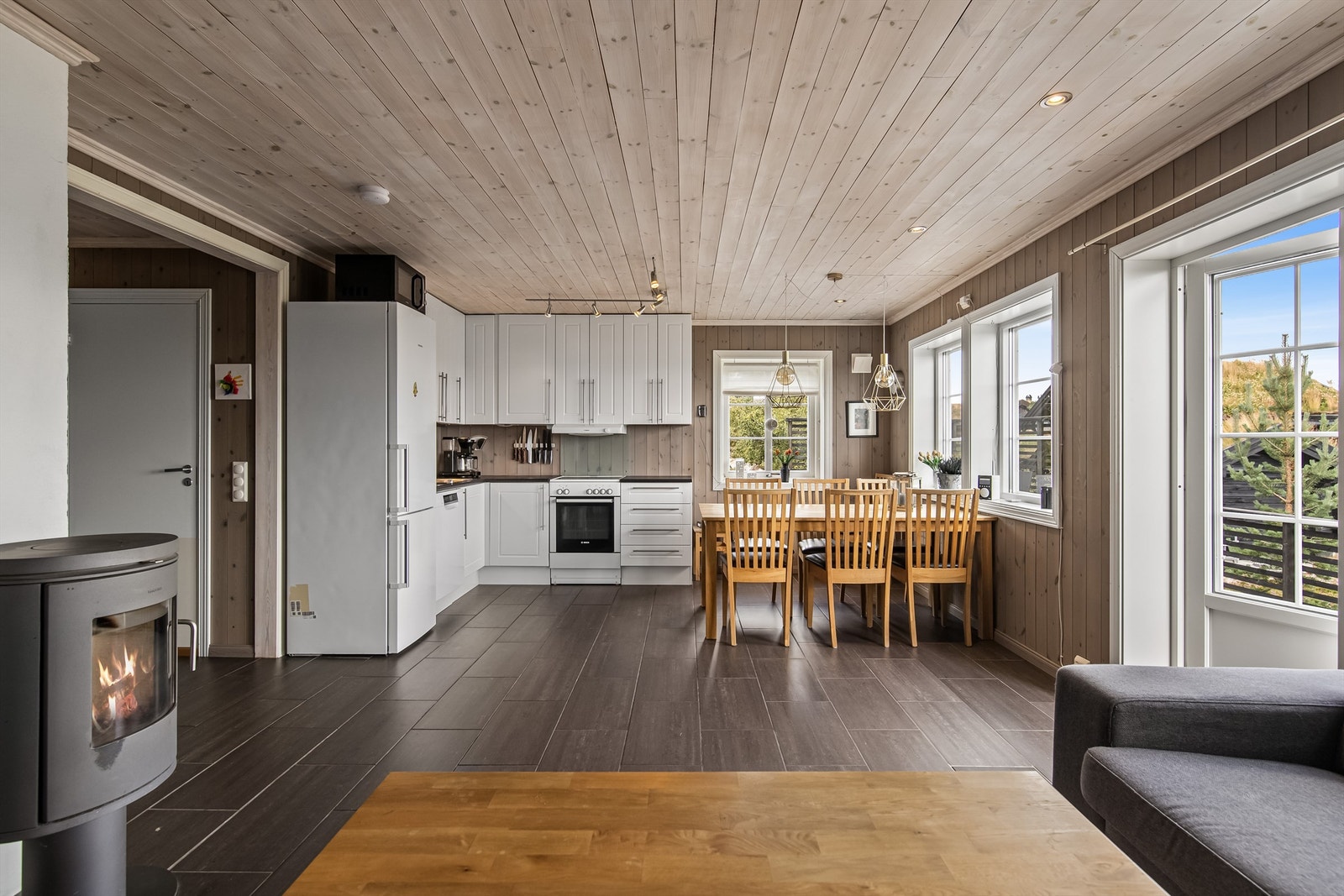 Pene fargevalg på vegger, tak og flisevalg Galleribilde