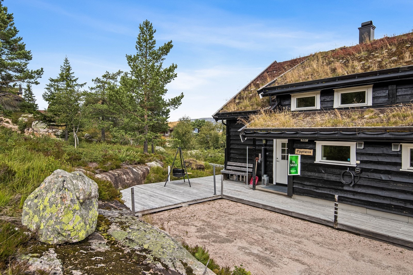 Fasade med god terrasseplass Galleribilde