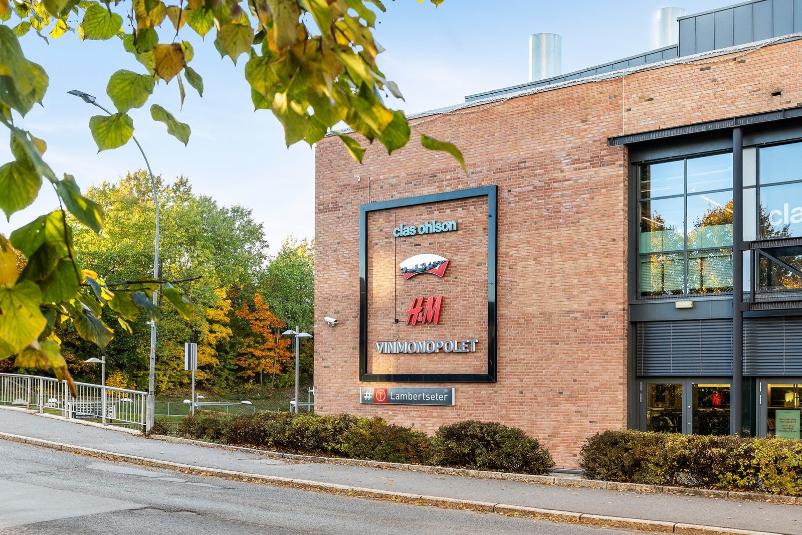 Lambertseter senter har alt man trenger i hverdagen Galleribilde