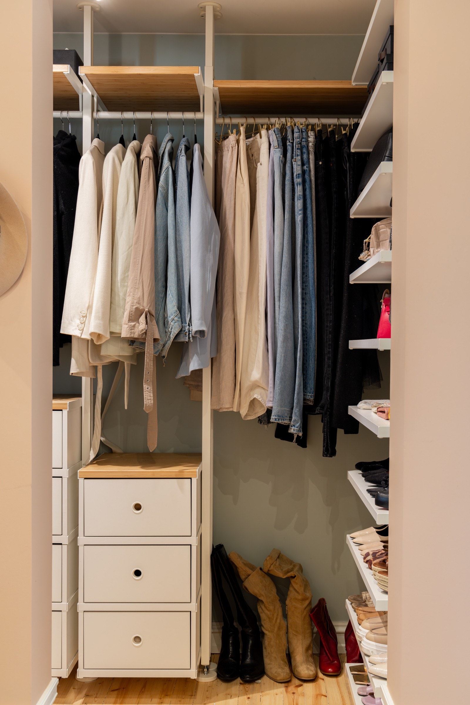 Godt med oppbevaringsplass. Galleribilde