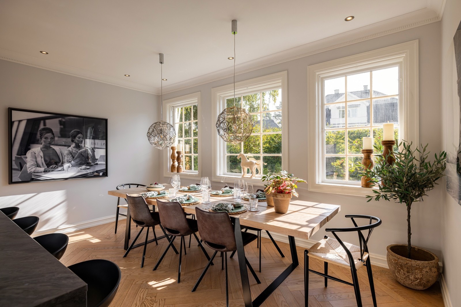 Plass til stort spisebord. Galleribilde