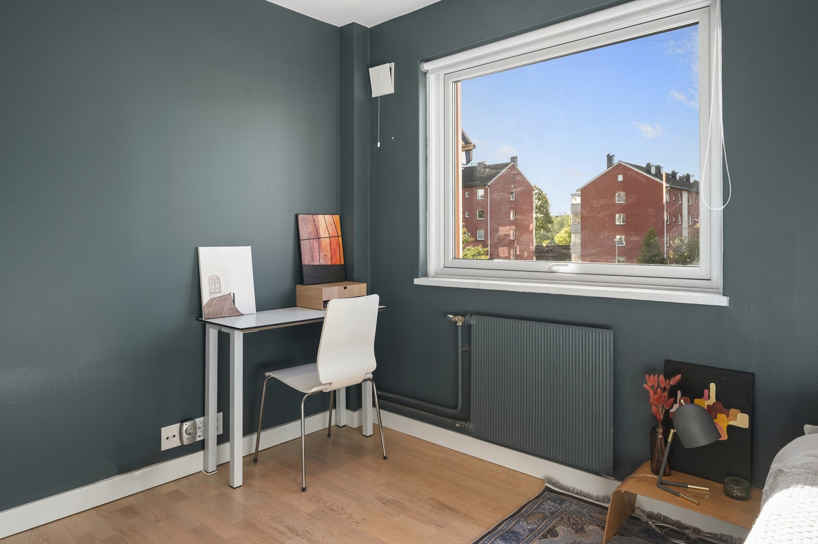 Her er det gode muligheter for å innrede med seng, pult eller annet ønskelig møblement. Galleribilde
