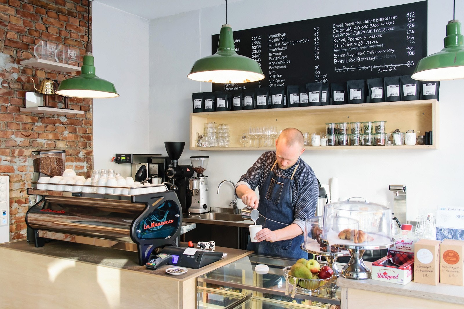 Kaféer og spisesteder i umiddelbar nærhet. Galleribilde