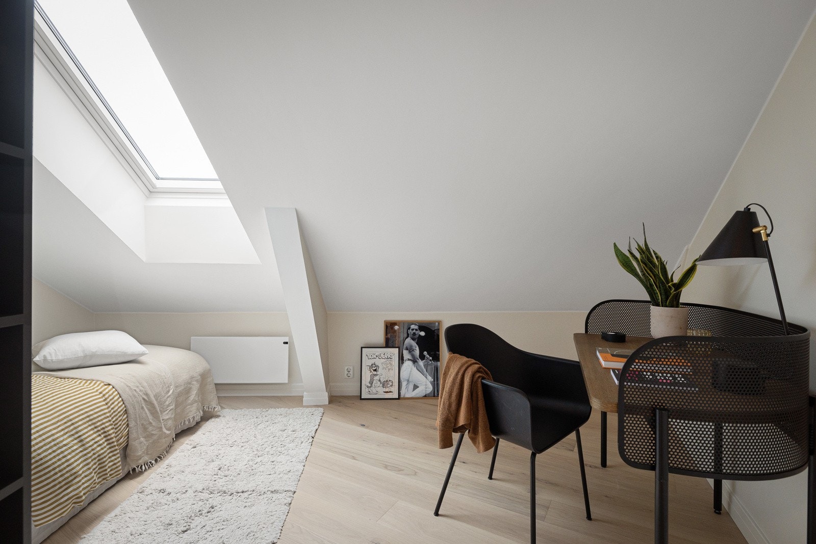 Dette rommet er godkjent som del av stua, og er ikke omsøkt som soverom. Galleribilde