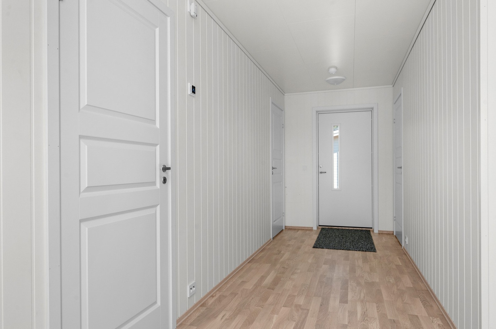 Romslig inngangsparti. Galleribilde