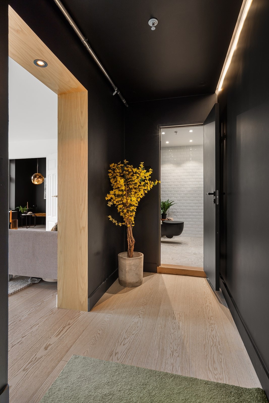 Innbydende entré med behagelig varme i gulv Galleribilde