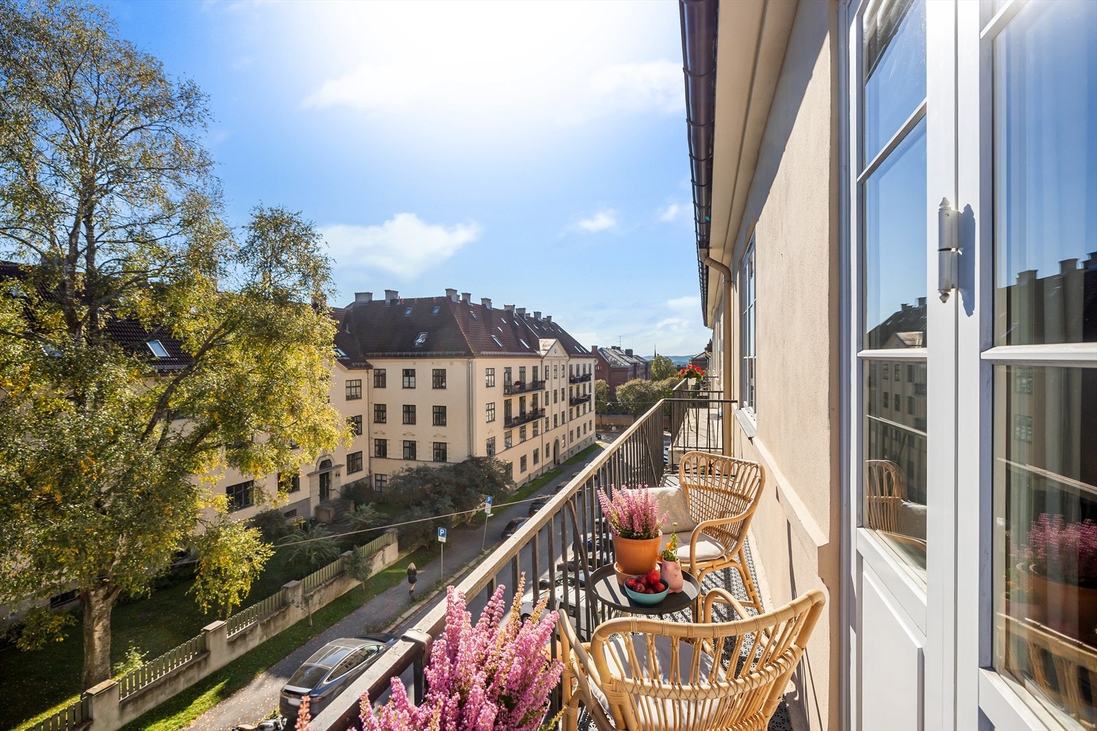 Kristoffer Mjåtveit har gleden av å presentere Omsens gate 8! Galleribilde