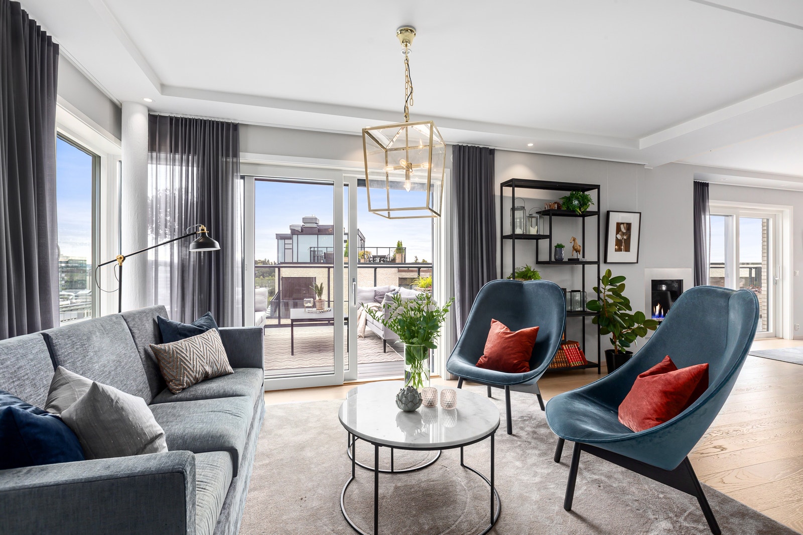 Stue i fellesleilgihet Galleribilde