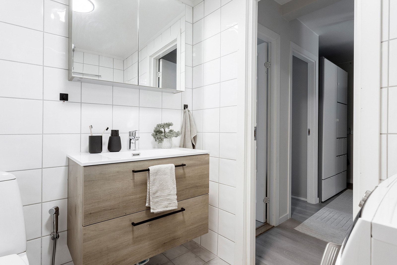 Badet er oppusset med ny innredning i 2024. Galleribilde