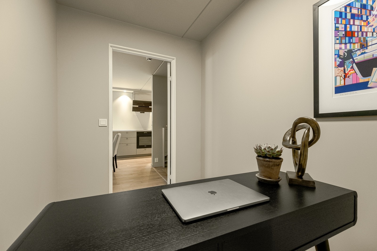 - Her er det også et behagelig hjemmekontor - Galleribilde