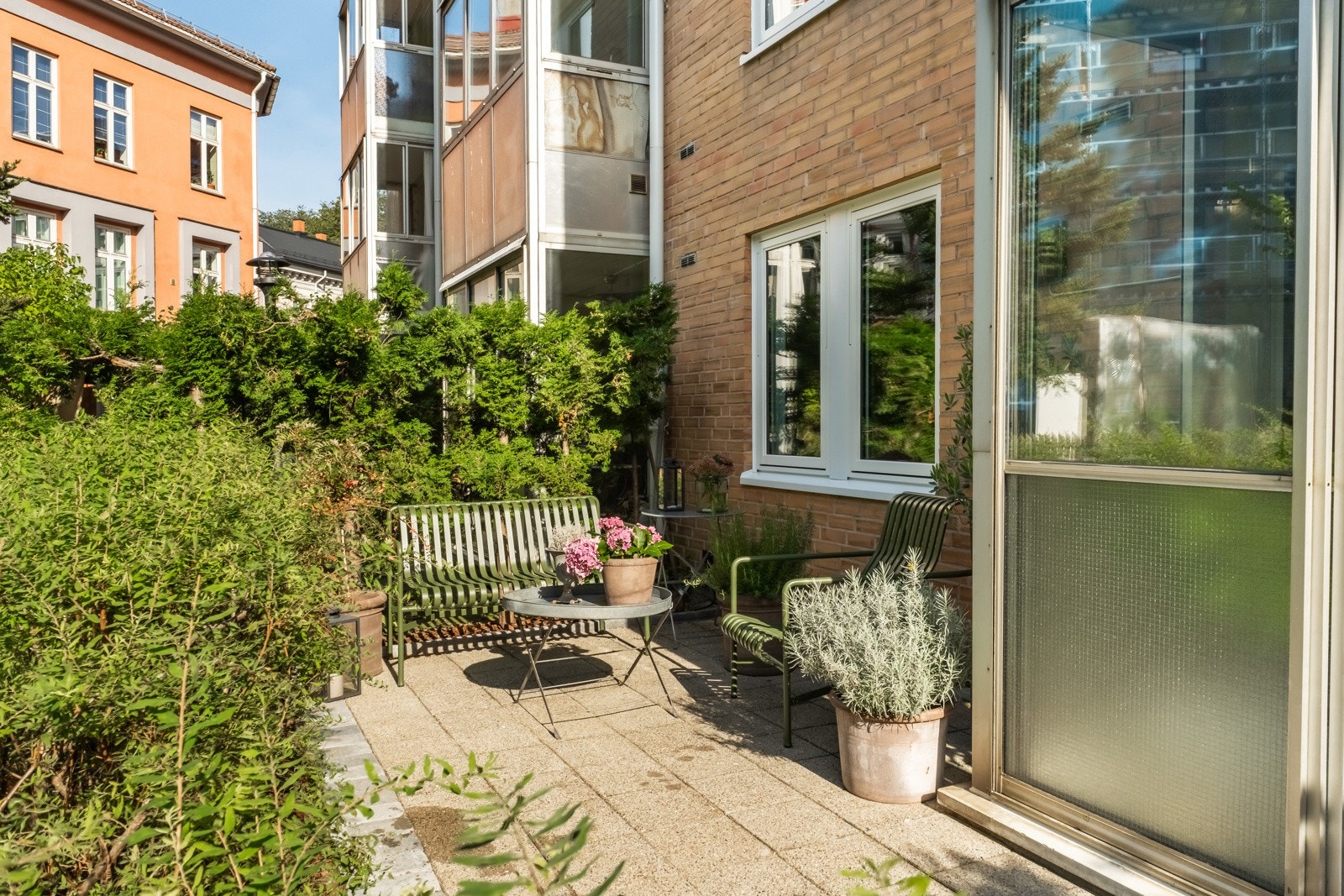 - Leiligheten har god intern beliggenhet med trappefri adkomst - Galleribilde