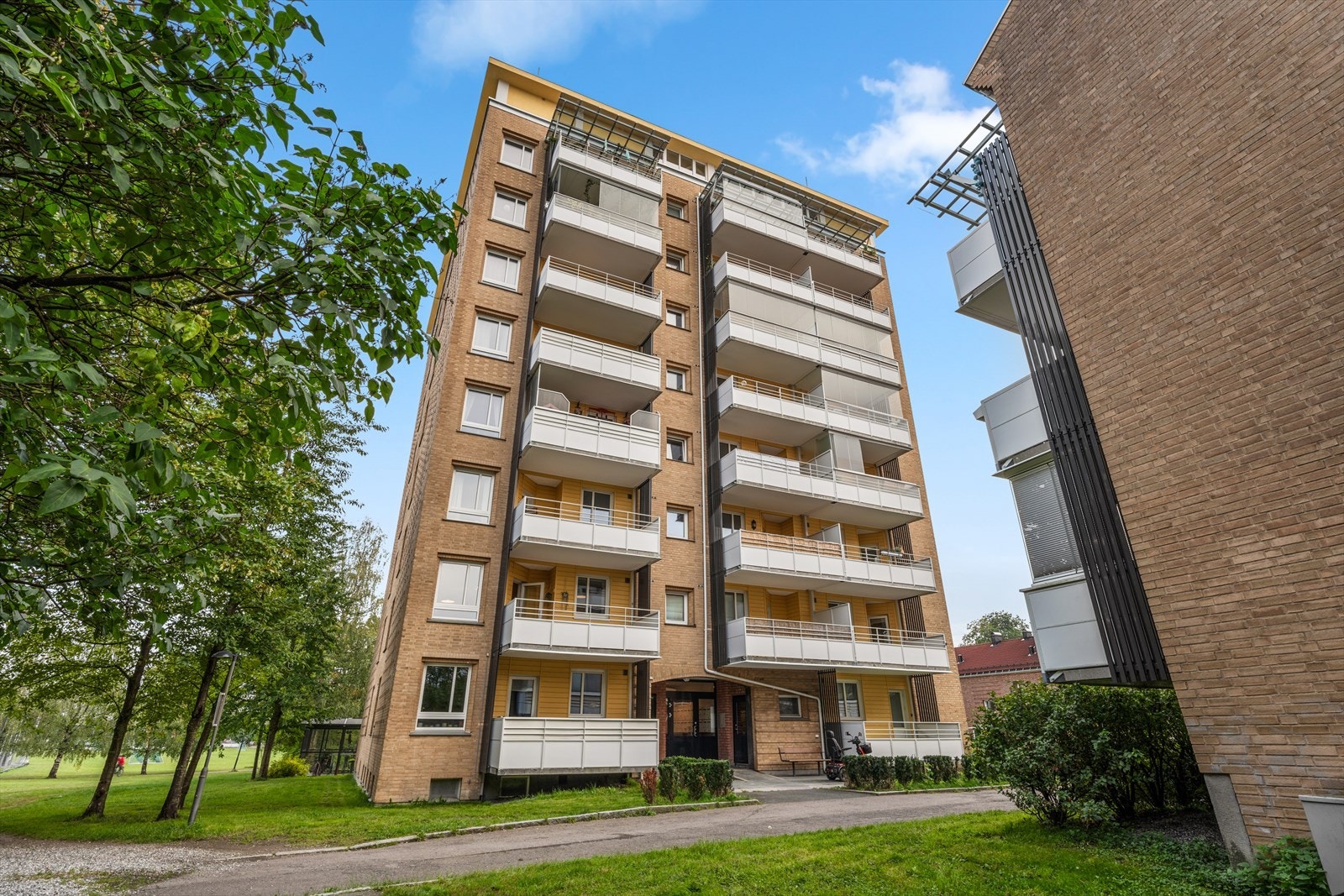 Fasade ved inngangsparti. Galleribilde