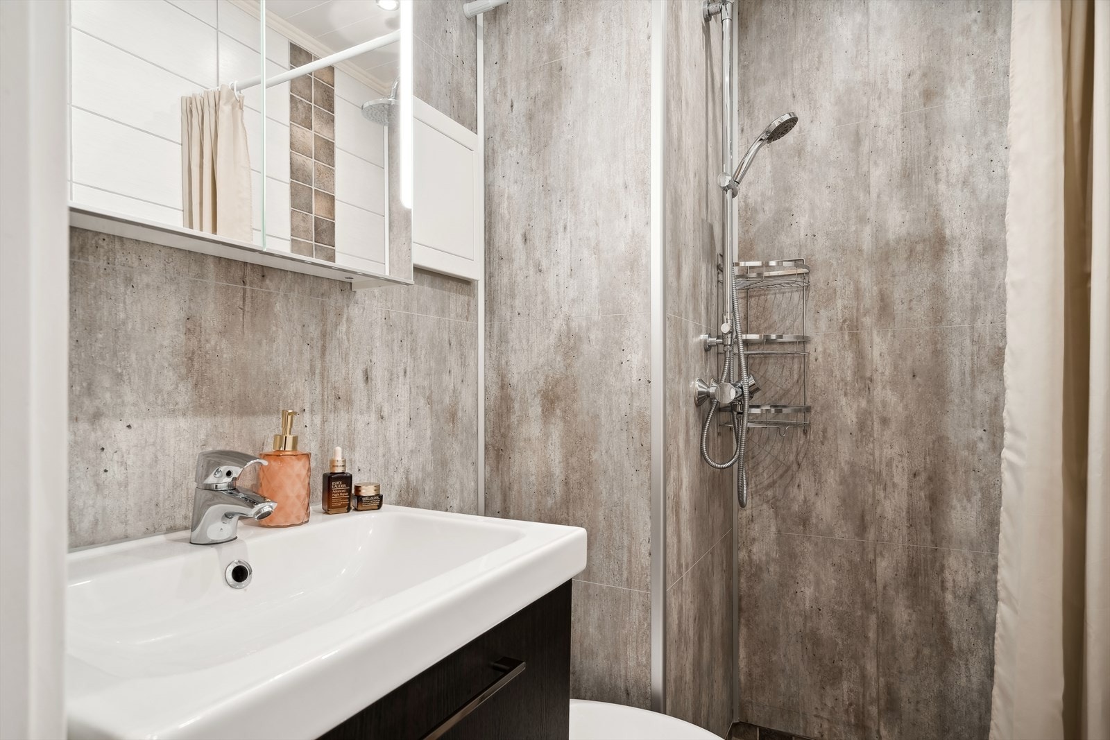 Nytt pax-vifte montert i 24. Galleribilde