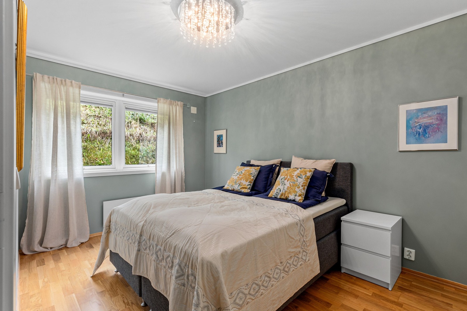 Hovedsoverommet er på romslige 12,8 kvm. Galleribilde