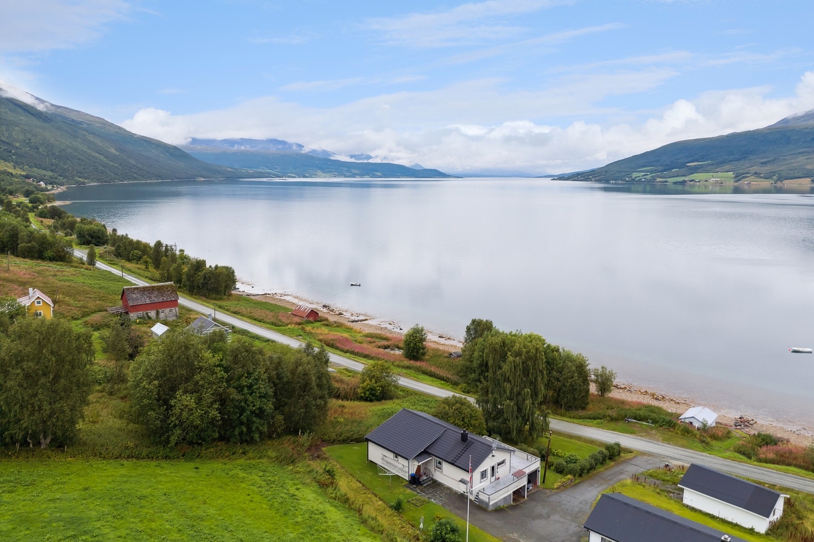 Fantastiske omgivelser - perfekt for de som ønsker å bo landlig til Galleribilde