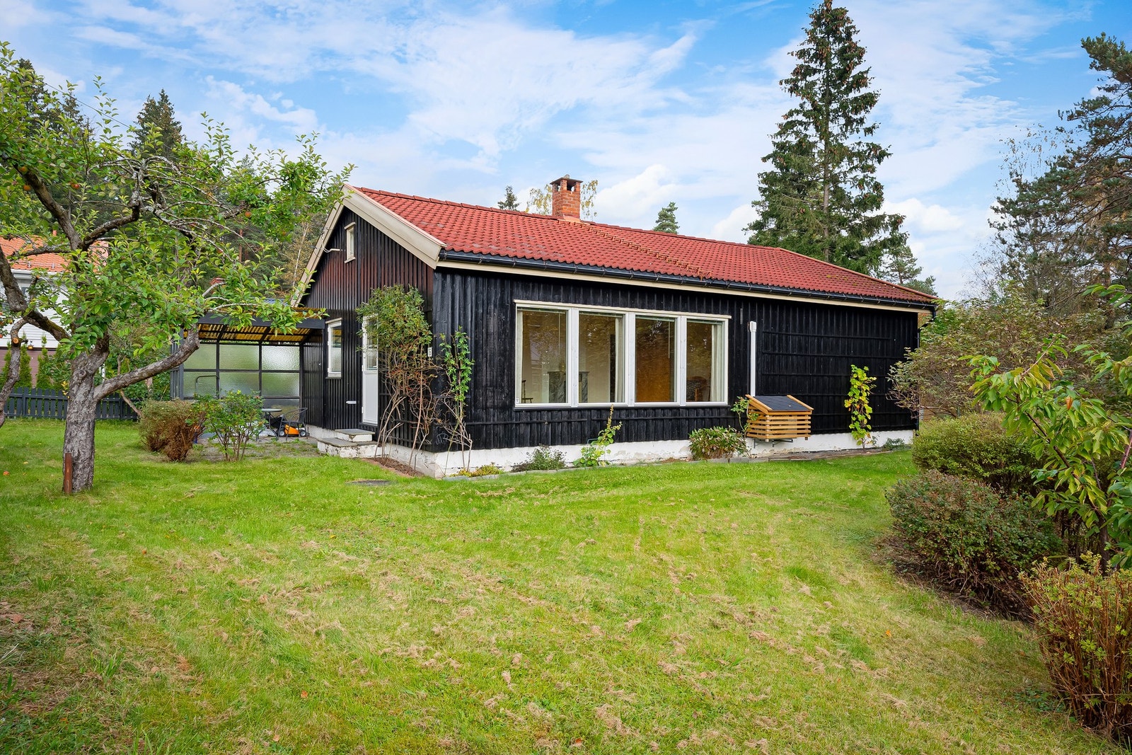 Velkommen til Kringsjågrenda 15, presentert av Tinholt Eiendomsmegling Galleribilde