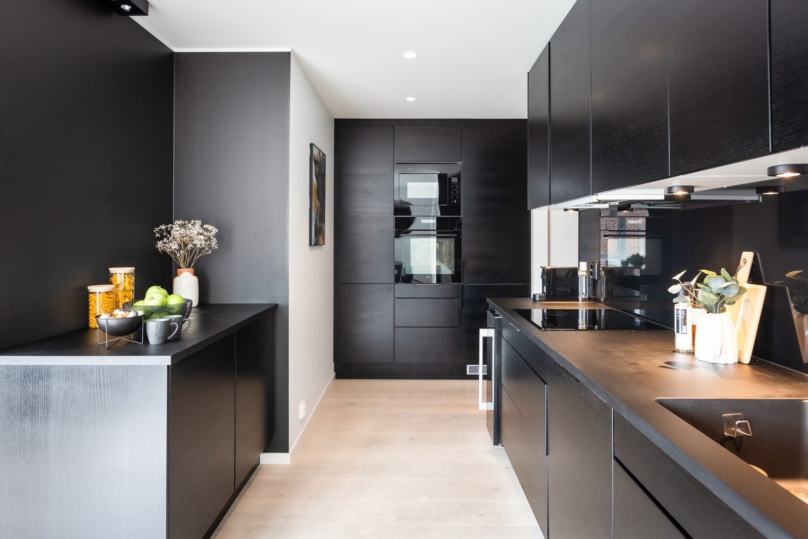 Stilrent og pent Sigdal kjøkken fra 2018. Galleribilde