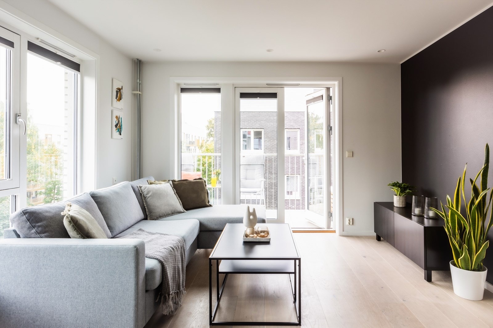 Velkommen til Peter Møllers vei 5B! Presentert av Andreas Motzfeldt Raasok // EiendomsMegler1. Galleribilde