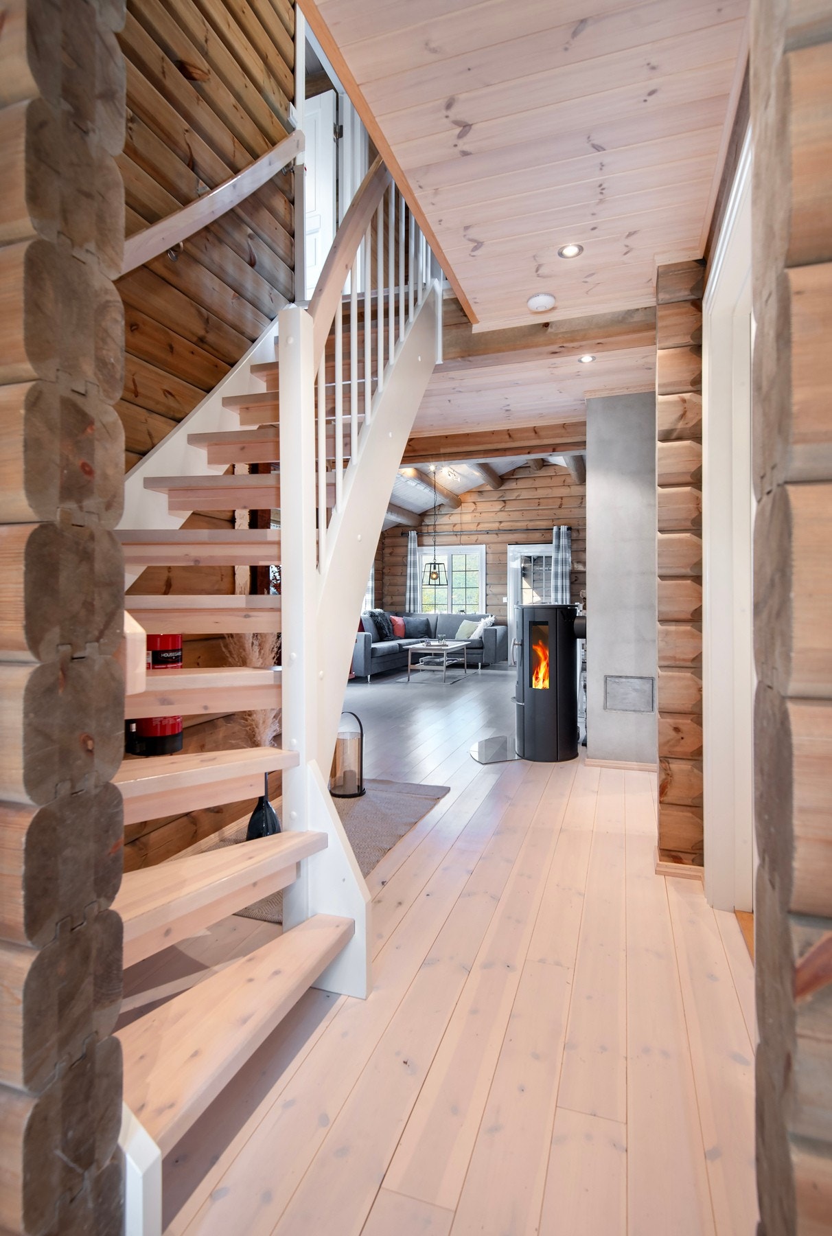 Gang / trapperom Galleribilde