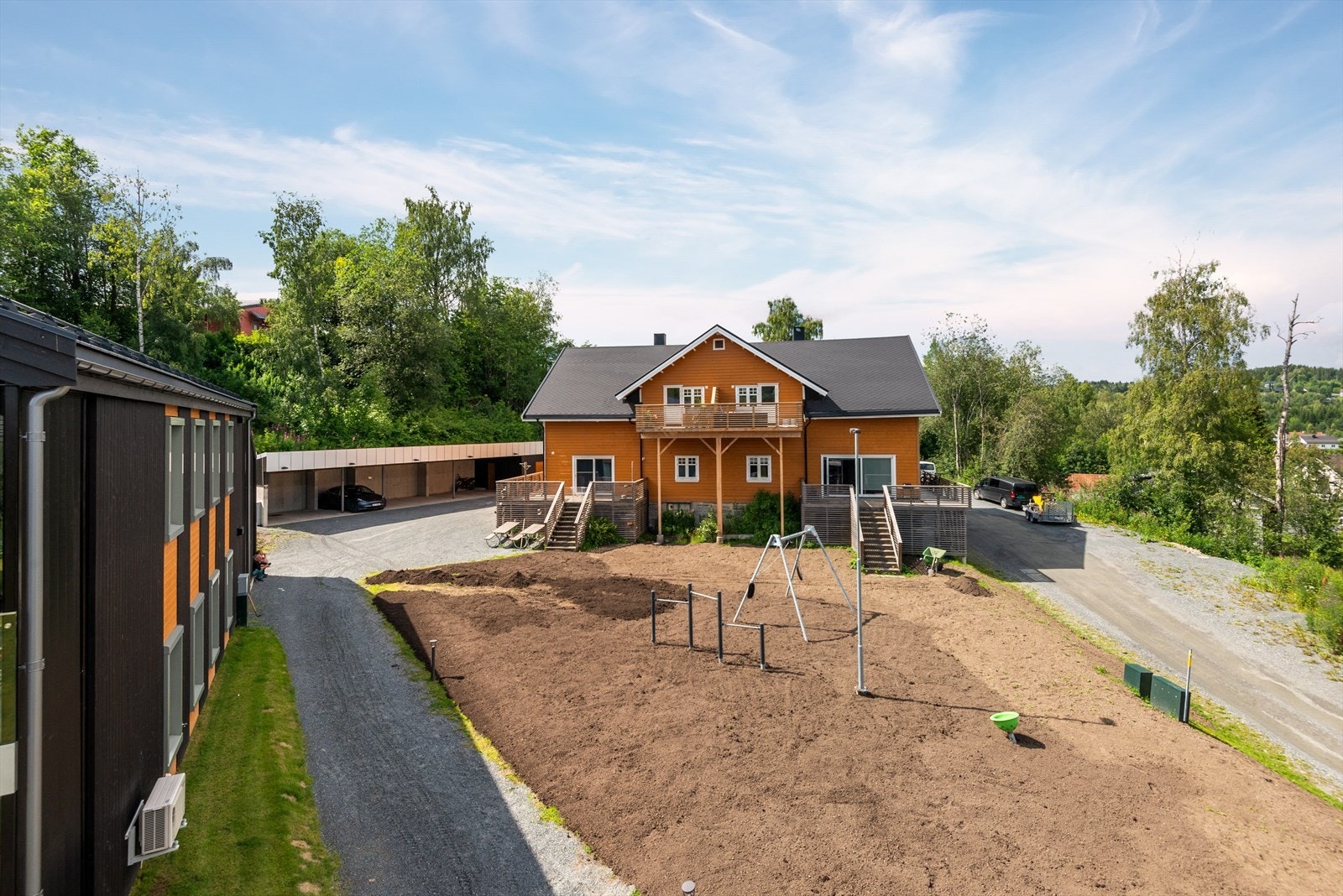 Trygt og godt lekeområde for barna. Galleribilde