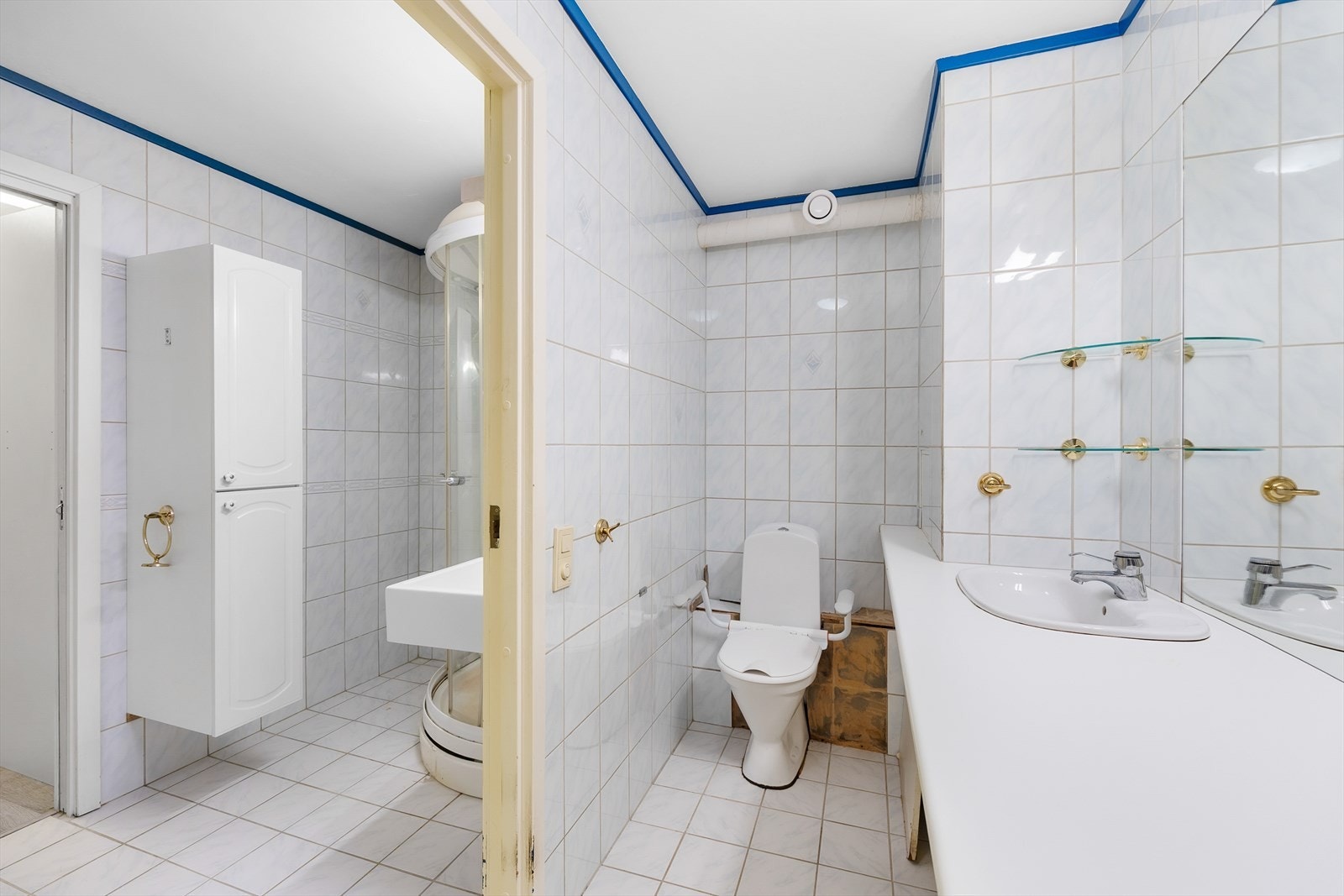 Romslig bad Galleribilde