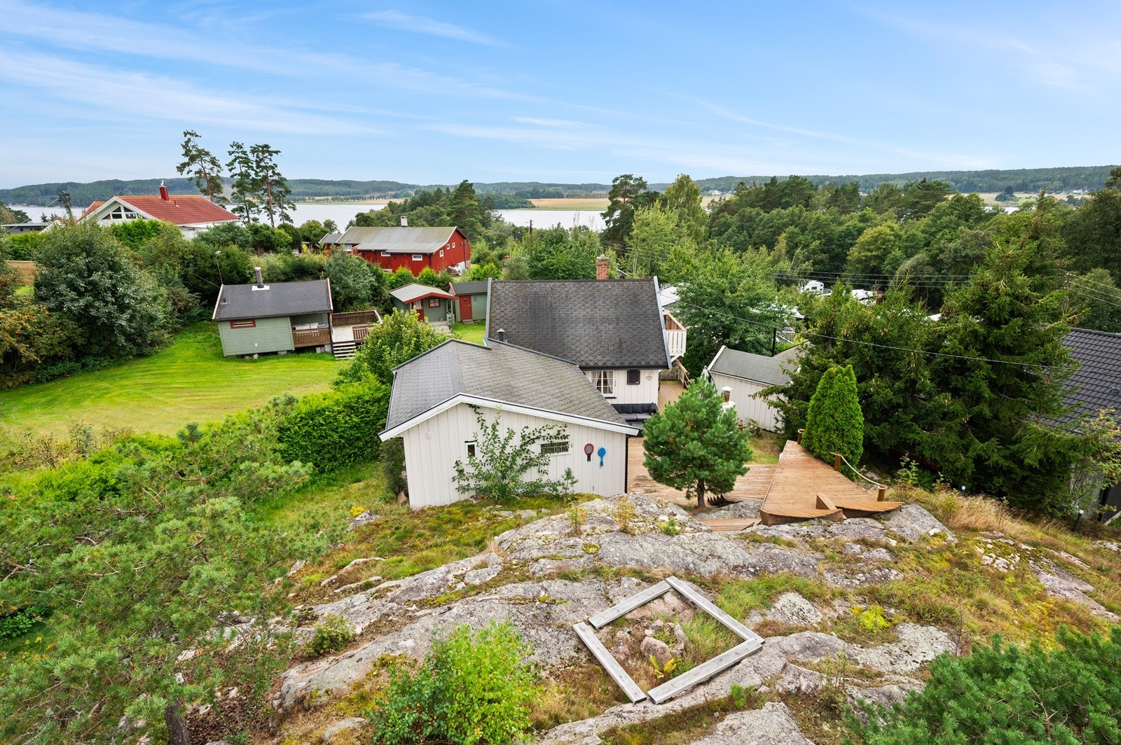 Velkommen til Revebukta 31, presentert av Eiendomsmegler 1 v/Joakim Karlsen. Galleribilde