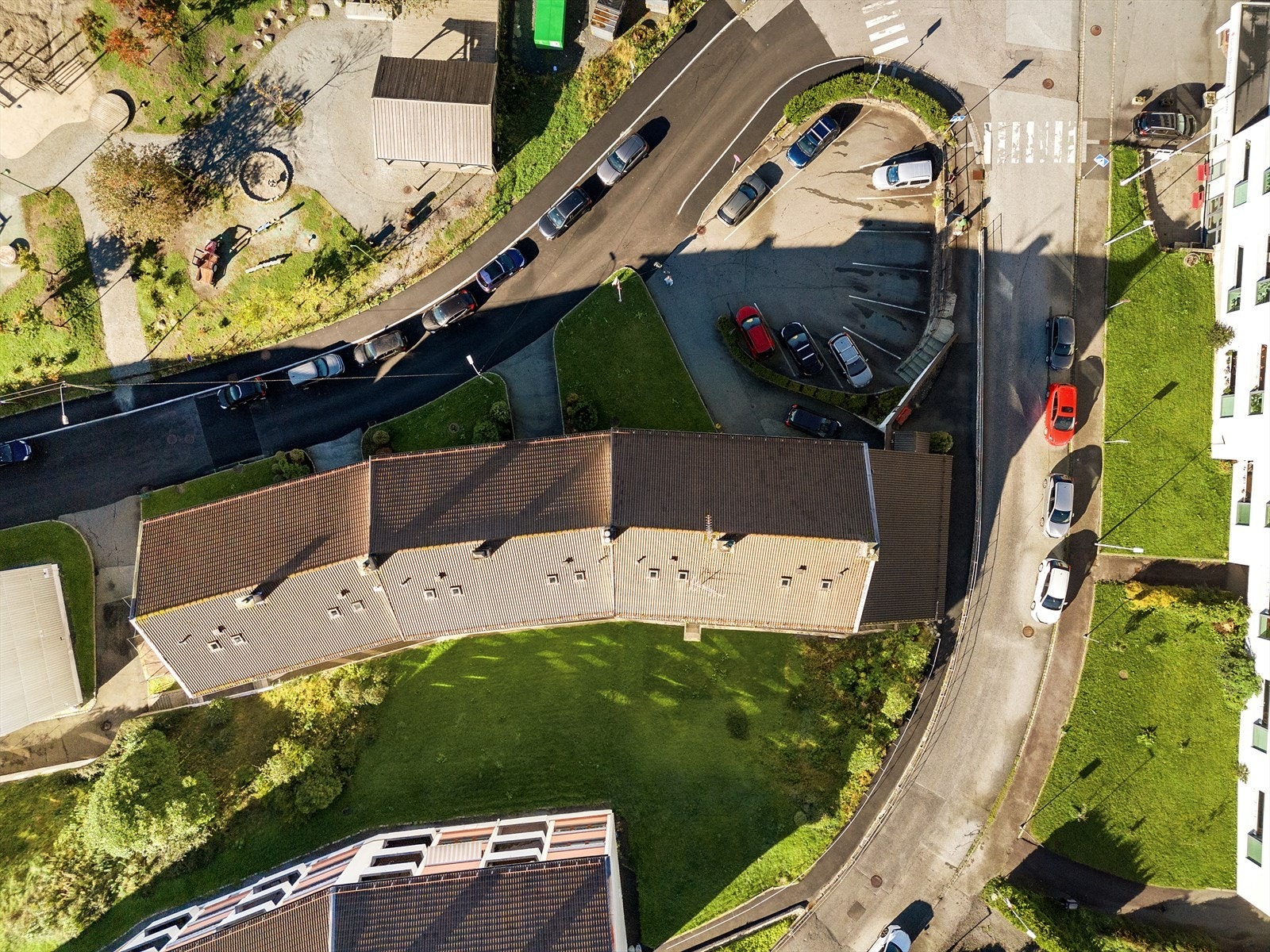 - Borettslaget er pent opparbeidet, noe som gjør det hyggelig å ta imot besøk - Galleribilde