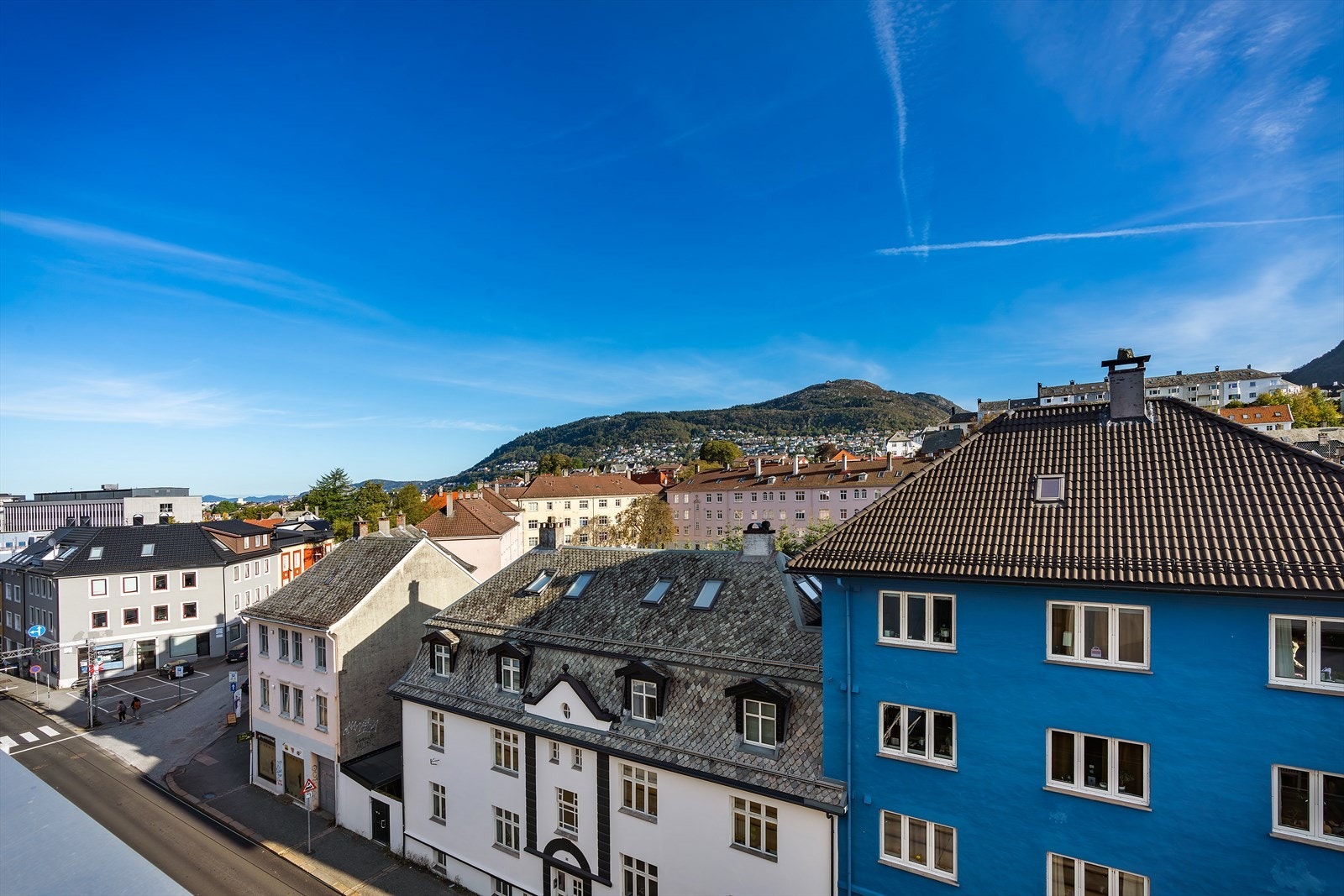 - Det er kun 3 minutters gange til bybanen - Galleribilde