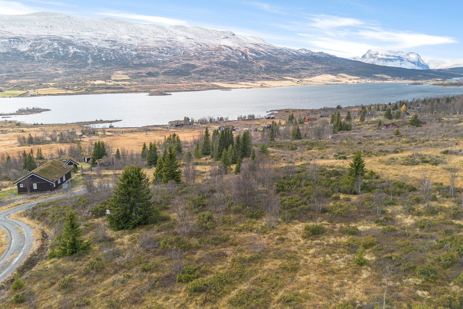 Tomten er på 1505m2 Galleribilde