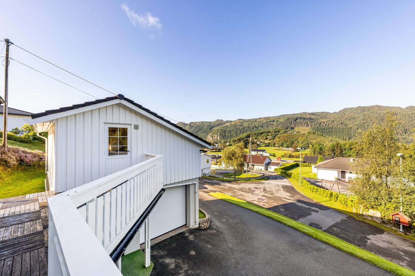 Utsikt fra veranda 2 etg. Galleribilde