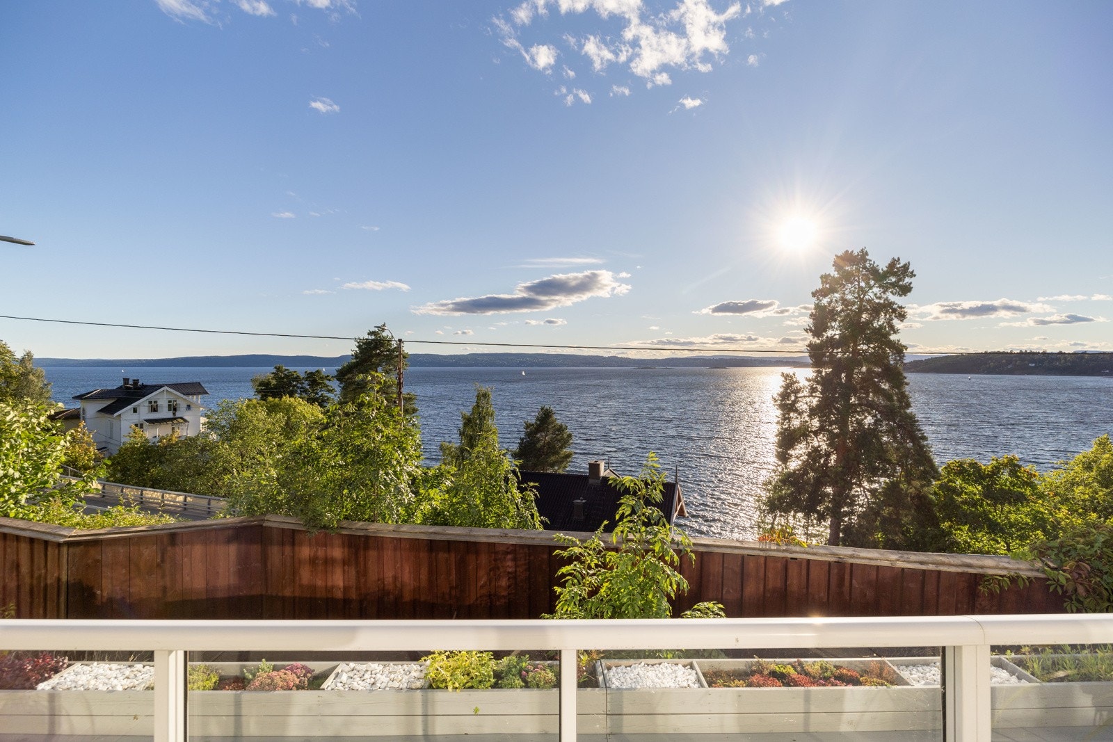 Unikt med leiligheten er dens slående utsikt over Oslofjorden. Galleribilde