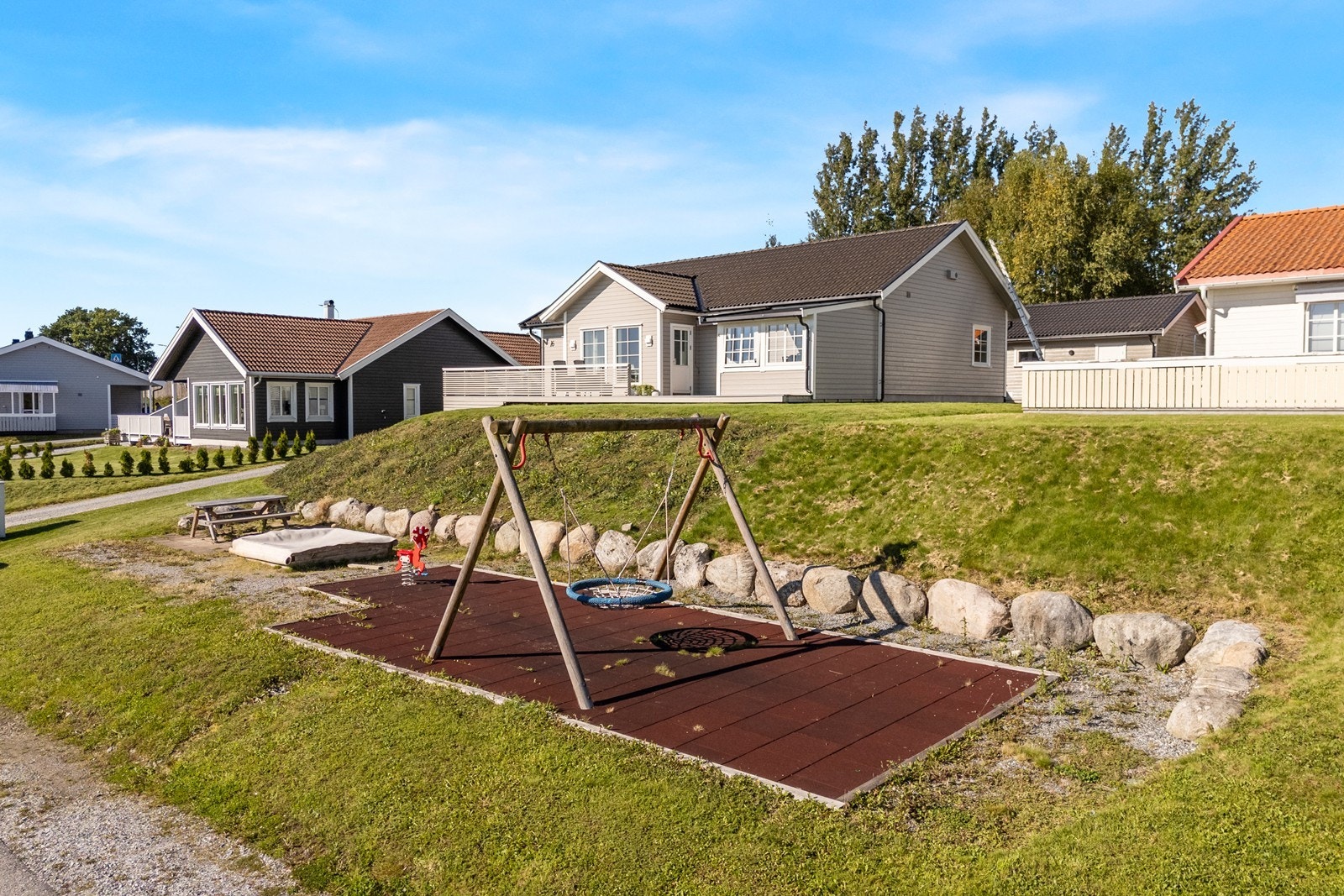 Området er barnevennlig og relativt nyetablert. Gangvei til skole! Galleribilde