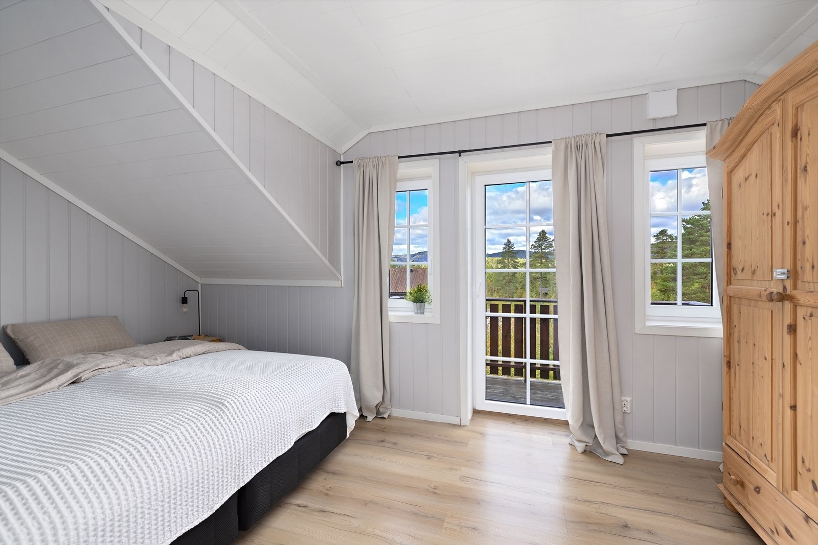 Soverom I Galleribilde