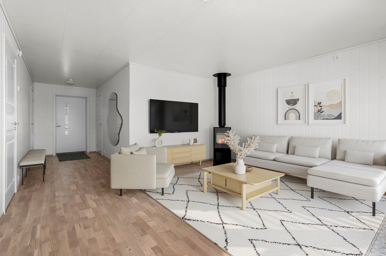 Vedfyring sørger for en lun og behagelig varme. Galleribilde