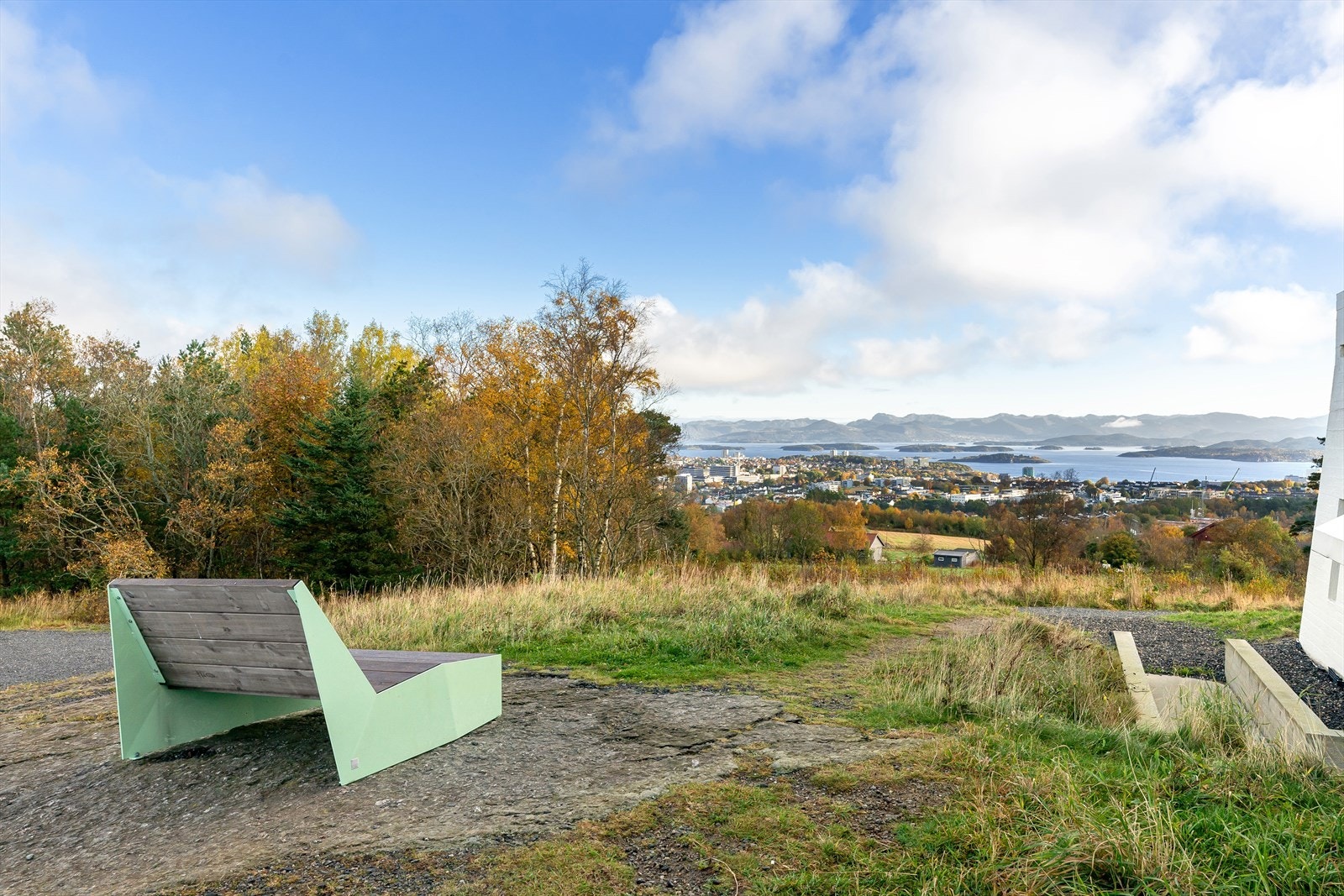 Nærområde - utsikt fra Ullandhaugstårnet Galleribilde
