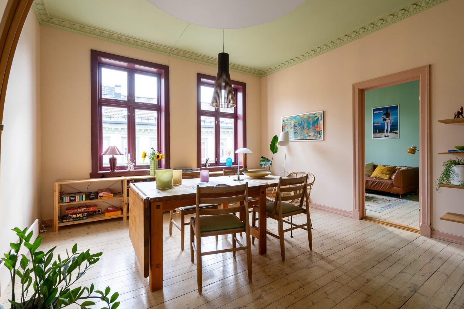 Videre har den også vært omtalt i flere interiørmagasiner. Galleribilde