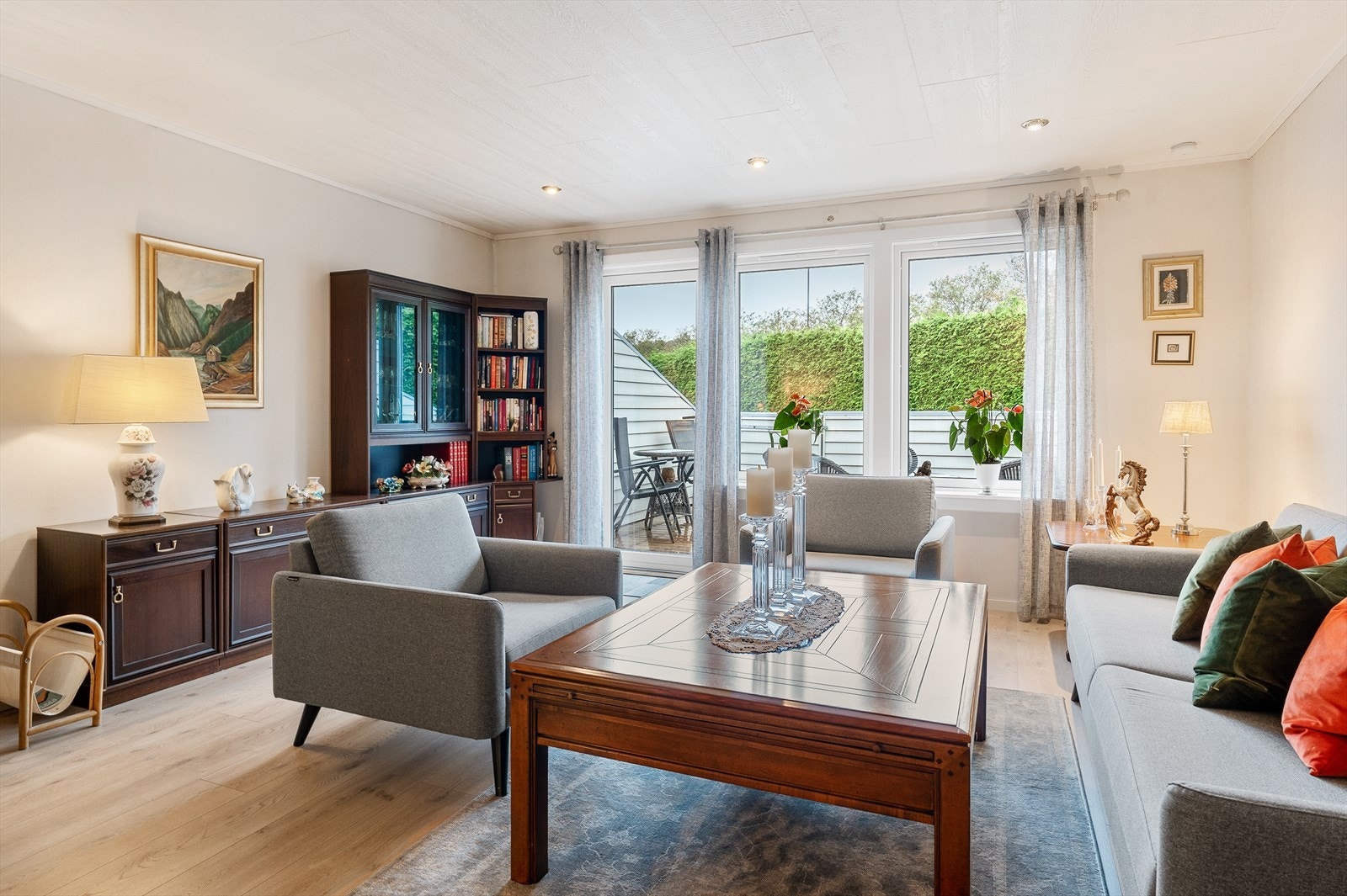 1. etg: Stue Galleribilde