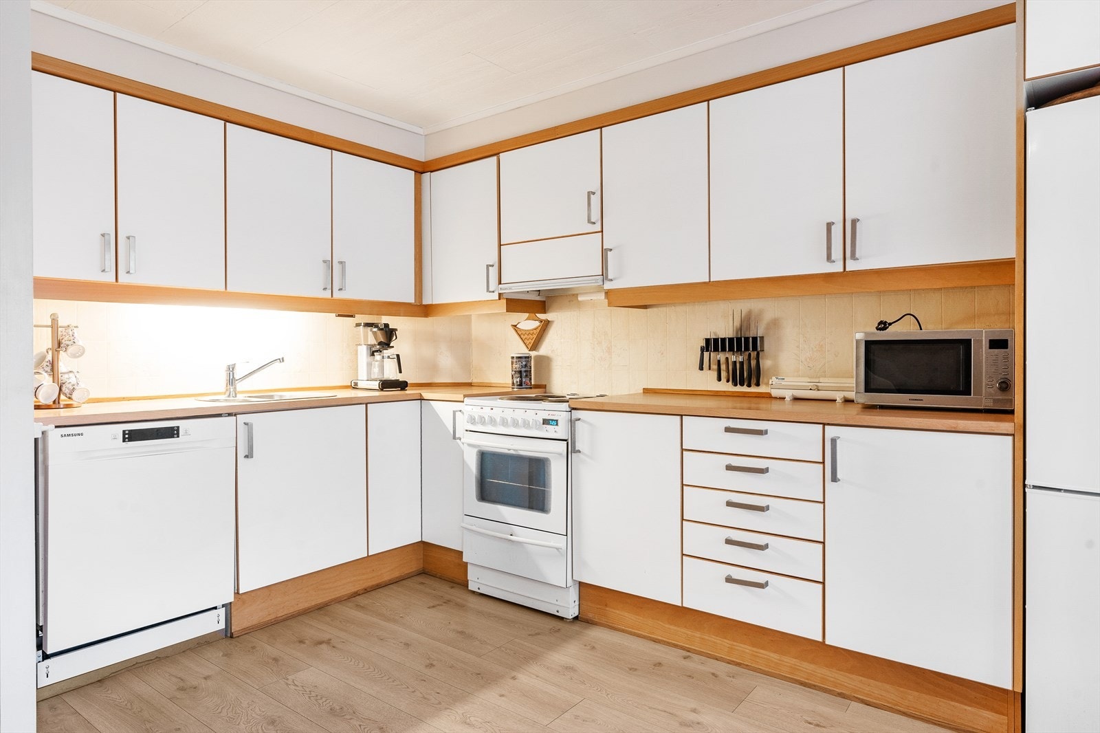 1. etg: Kjøkkeninnredning Galleribilde