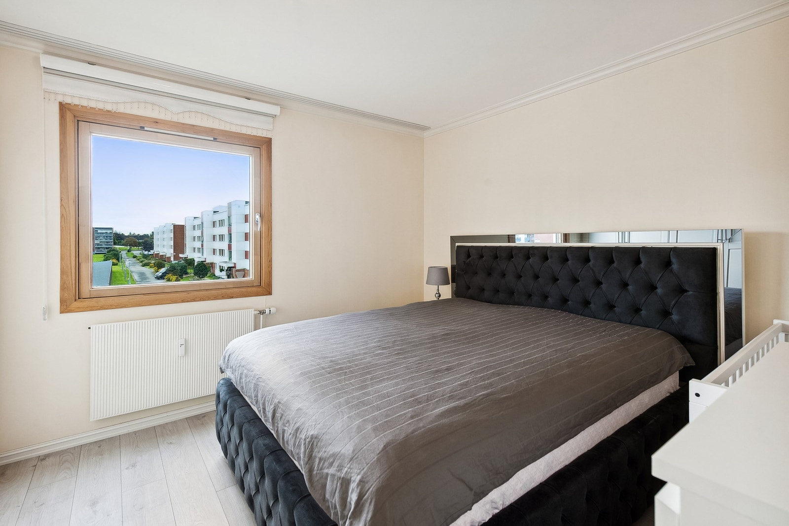 Leiligheten har 3 gode soverom Galleribilde