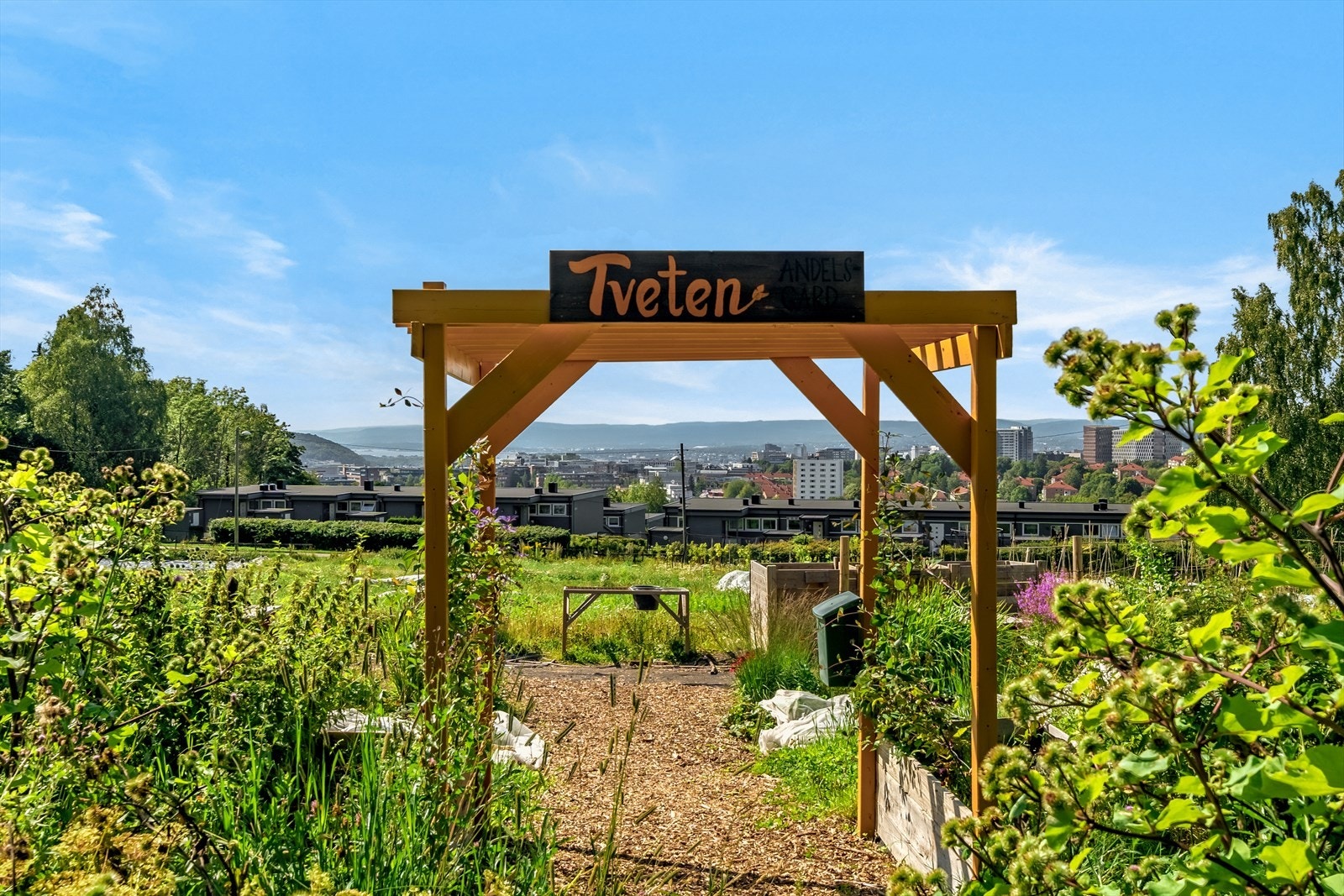 Tveten gård. Galleribilde