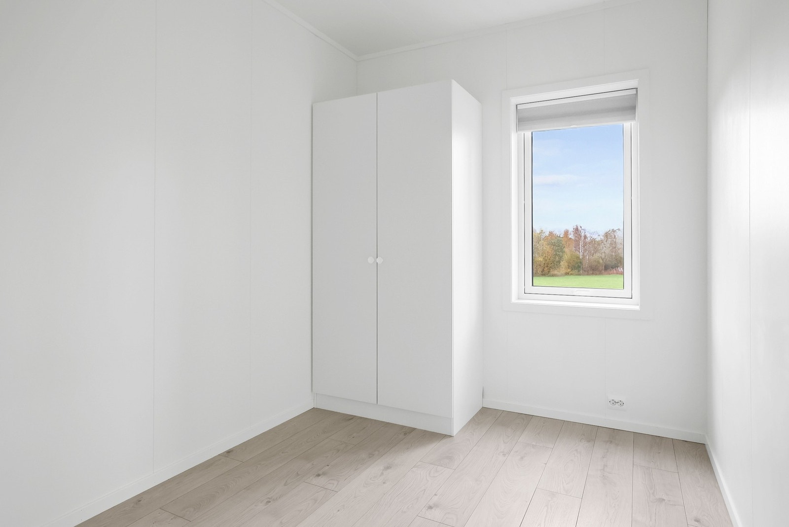 I tillegg er det plass til diverse oppbevaring i garderobeskap. Galleribilde